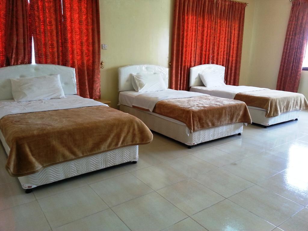 Masirah Hotel Hilf Habitación foto