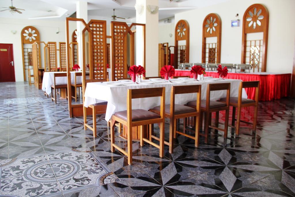 Masirah Hotel Hilf Exterior foto